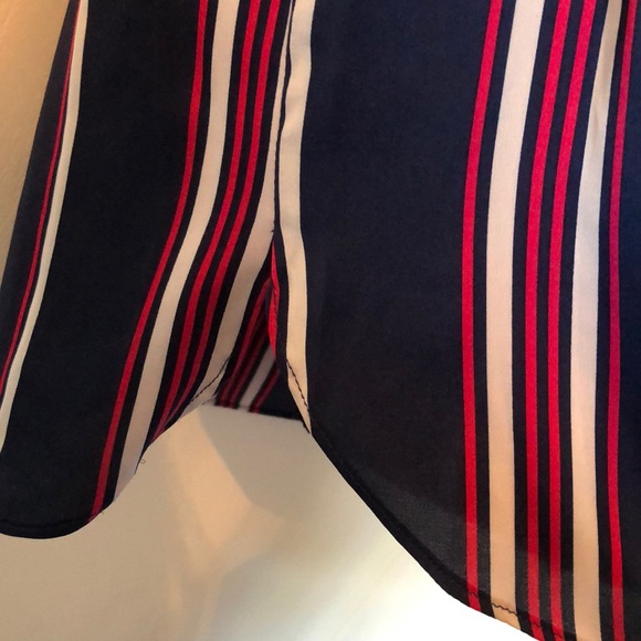 Tommy Hilfiger Keyhole Navy Blue Red White Top - Picture 8 of 8